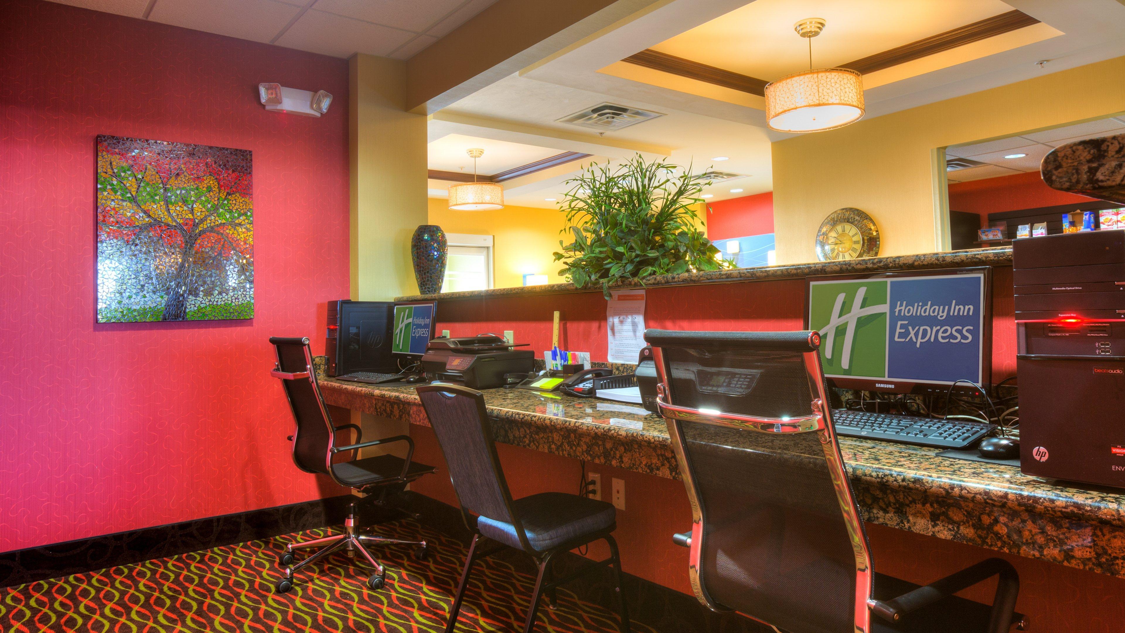 Holiday Inn Express Hotel And Suites Elk City By Ihg Bagian luar foto